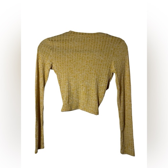 Forever 21 Mustard Yellow Ribbed Twist Front Long Sleeve Crop Top Size Small - Picture 5 of 6